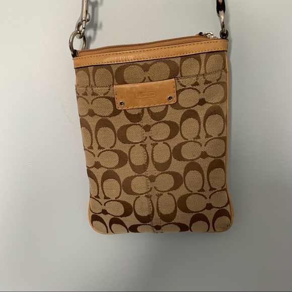 Coach Cross Body bag - Picture 2 of 8
